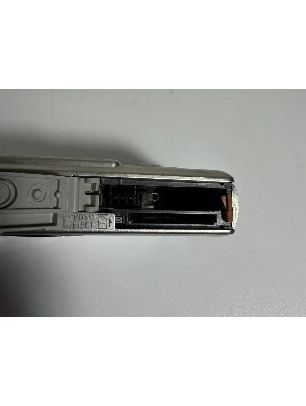 Canon PowerShot Digital ELPH SD400 / Digital IXUS 50 5.0MP Digital Camera Parts